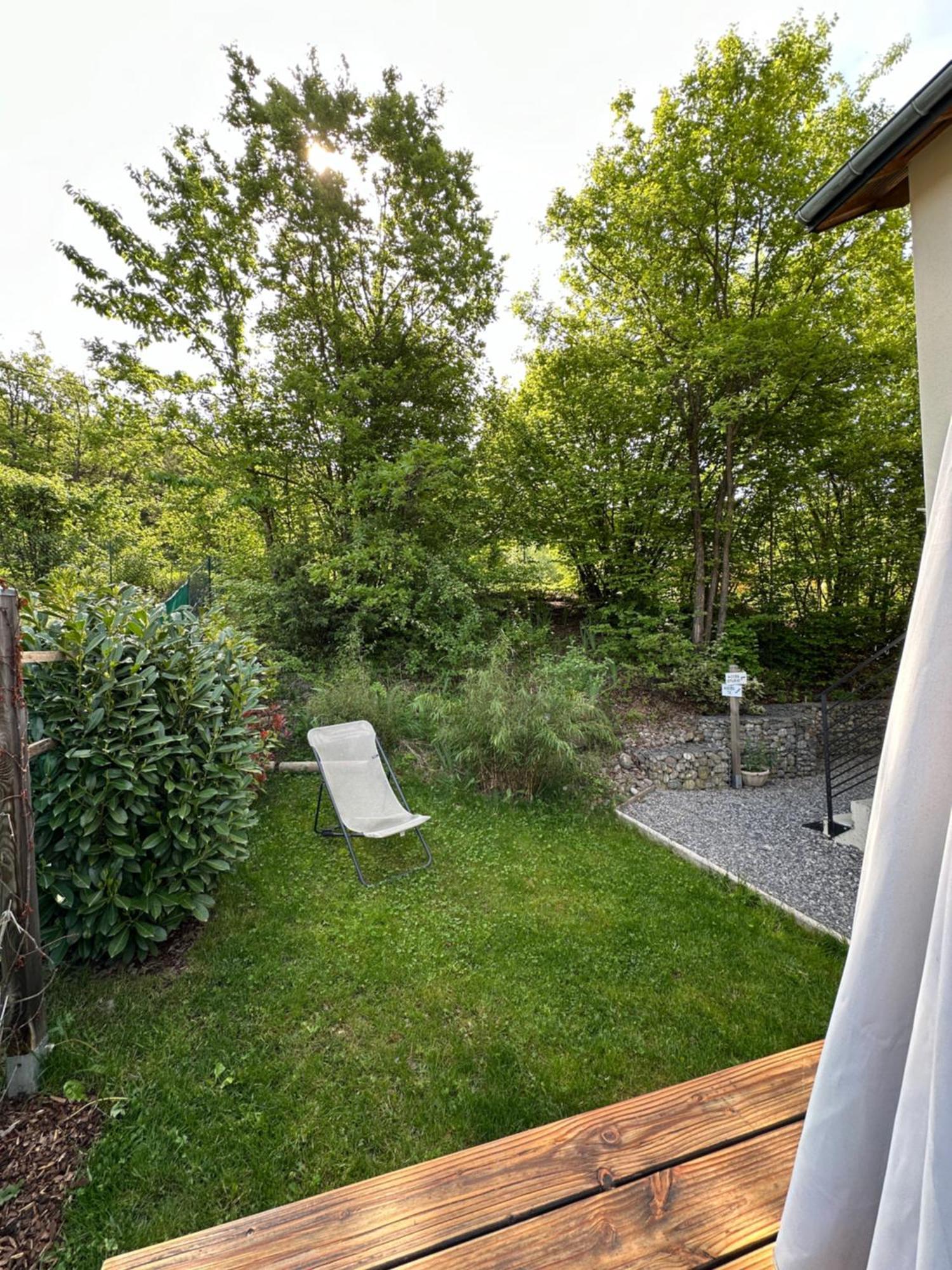 Appartement 2 A 4 Personnes, Une Pause Au Vert Chateauvieux  Exterior foto